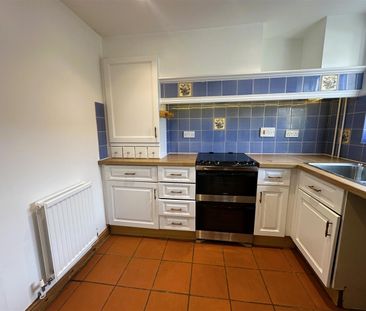 Paddock End, Kington St Michael, Chippenham, SN14 - Photo 6