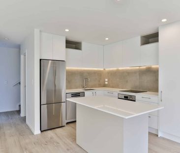 MODERN TOWNHOUSE - AVONDALE - Photo 4