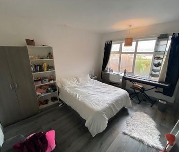 5 bedroom private hall to rent - Photo 6