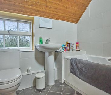 1 bedroom terraced house to rent - Photo 4