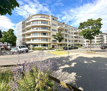 Newly renovated single apartment in the heart of Zurich-Wiedikon - Photo 1