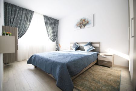 Apartament mobilat 3 camere Avantgarden Coresi - Photo 5