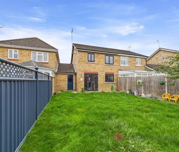 3 bedroom semi-detached house to rent - Photo 1