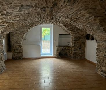 GARRIGUES - Maison de Village de type F3 avec cour indépendante - Photo 3