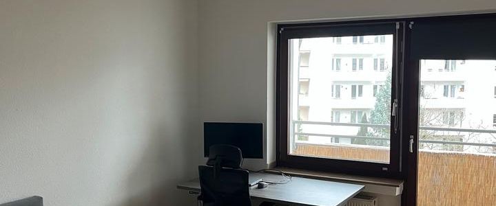 Suche Nachmieter für 2-Zimmer Wohnung mit zwei Balkonen - Photo 1