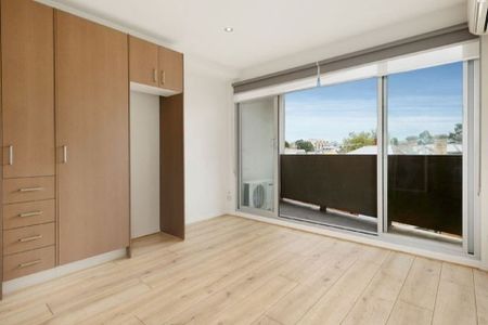 Unit 306/11-13 O'Connell Street, North Melbourne. - Photo 3