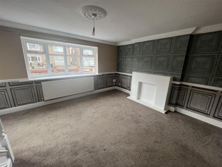 2 bedroom semi-detached house to rent - Photo 3