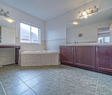 For Lease - 232 Madison Heights Boulevard, Markham, Ontario - Photo 3