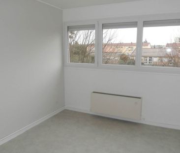 Appartement F4 avec cave et garage à louer à TAIN L'HERMITAGE - Photo 6