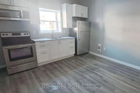 109 Albert Street S #Main - Photo 3