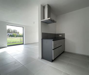 Nieuwbouwwoning in Halfopen verband in een nieuwe verkaveling - Photo 3