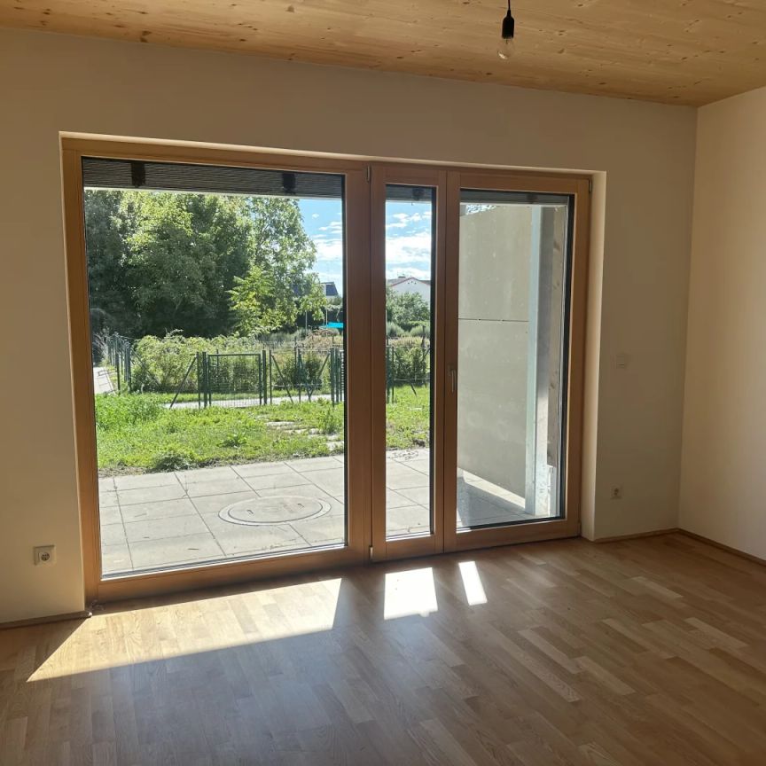 120 Meter zur U1 Oberlaa- Sonnige, barrierefreie Gartenwohnung mit Top U1 Anbindung- inkl. Küche - Photo 1