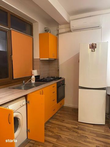 Inchiriez apartament 3 camere Cartier Zorilor - Photo 4