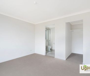 11 Mornington Crescent, Nar Nar Goon North, Vic 3812 - Photo 3