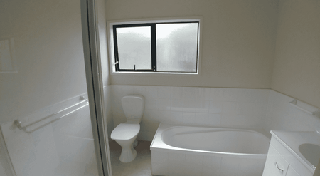 3-Bed, 2-Bath Townhouse in Secure Complex - Photo 4