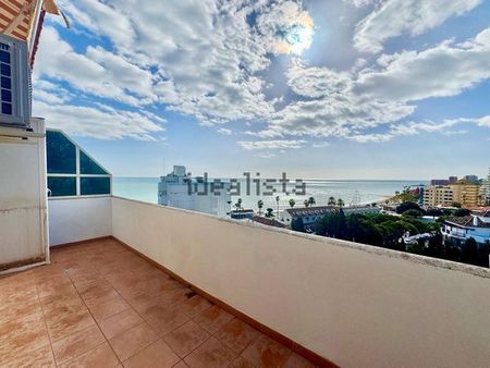 Alquiler de dúplex en Avenida de la Roca - Photo 3