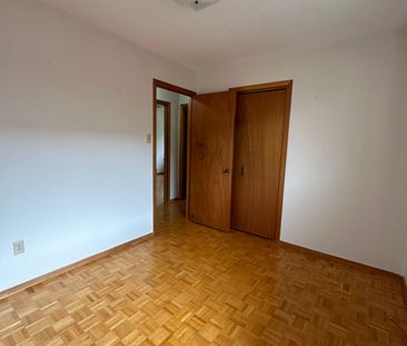 For Lease - 118 Antigua Road, Mississauga, Ontario - Photo 5