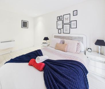 Price £1,095 pcm - Available Now - Unfurnished - Photo 2