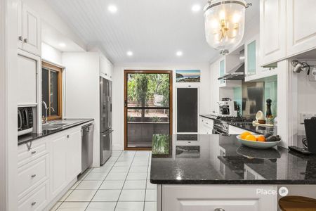 Bowen Hills - Photo 5