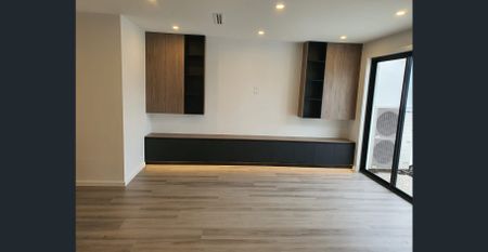 FAMILY LIVING IN THE HEART OF KALKALLO - Photo 2