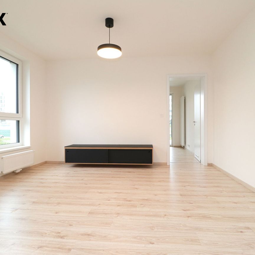 Pronájem bytu 2+kk v osobním vlastnictví 57 m², Praha 9 - Vysočany - Photo 1