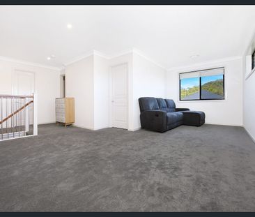 Stylish and Spacious Family Living in the Heart of Calderwood Valley - Photo 2