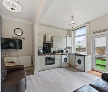 108, Wellington Street, Preston - Photo 3