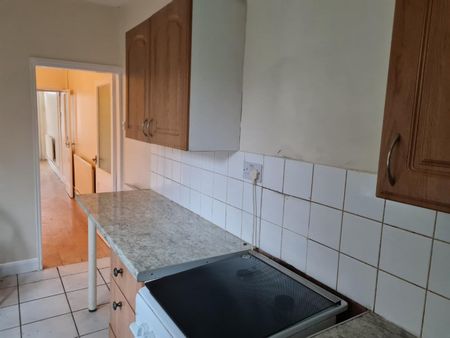 2 bedroom House To Let - Photo 2