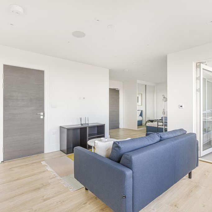 Studio to rent - Photo 1