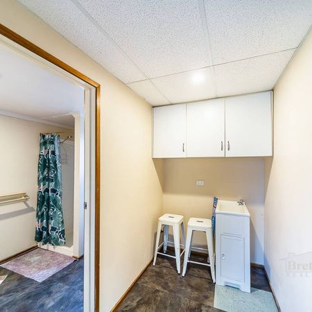 2 bedroom, plus 1 bedroom unit. - Photo 4