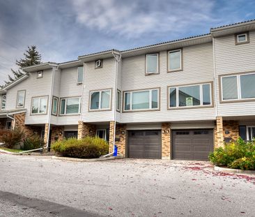 91 Coachway Gardens SW, Calgary - Photo 2