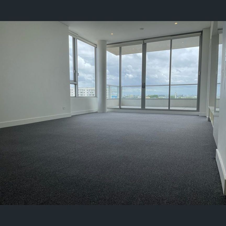 Modern 2 Bedroom Apartment in Zetland (Above Woolworths) - Photo 1