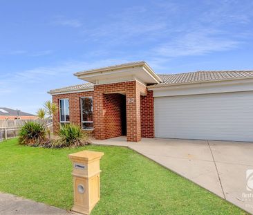 SPACIOUS OPEN PLAN HOME - Photo 1