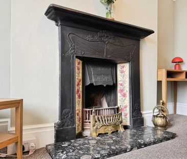 2 bedroom terraced house to rent - Photo 2