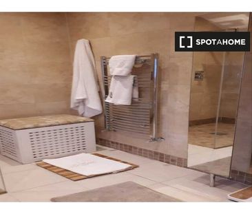 Room for rent in 2-bedroom house in Dublin - Photo 5