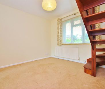 4 bedroom bungalow to rent - Photo 3