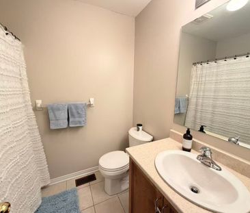 For Lease - 88 Hawktree Ridge, Barrhaven, Ontario - Photo 6