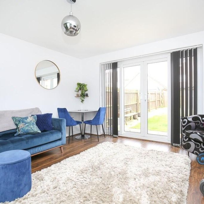 2 bedroom terraced house to rent - Photo 1