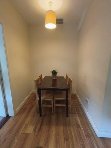 30 Ridgeway Street, Stranmillis, Belfast, BT9 5FB - Photo 2