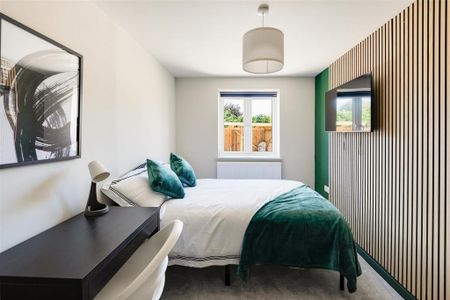 1 bedroom in a house share to rent - Photo 4