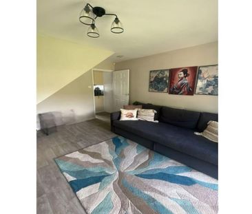 2 bedroom semi-detached house to rent - Photo 2