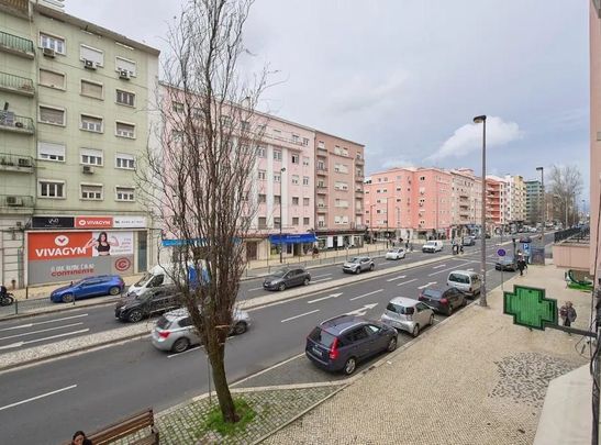 Avenida de Roma, Lisbon, Lisbon 1000-195 - Photo 1