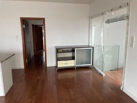 Hillcrest, 4 Bedroom Home - Photo 3