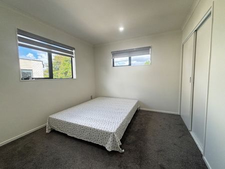 8D Cosgrave Road, Papakura, Auckland - Photo 5