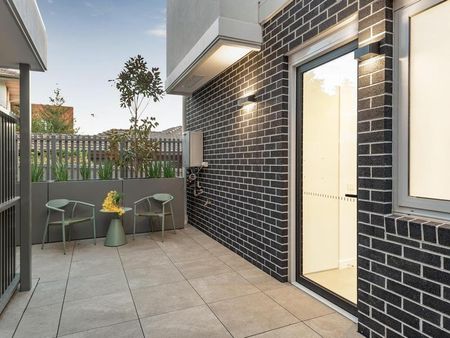 3/4 Hyton Crescent, Kew VIC 3101 - Photo 4
