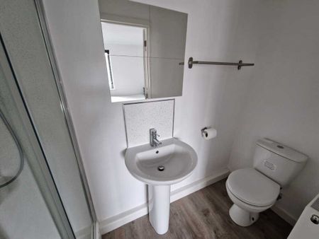 2 Bed Student Accommodation - Photo 5