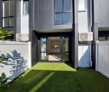 Ellerslie Townhouse - Photo 1