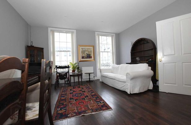 38 Lisburn Square, Lisburn, BT28 1TS - Photo 1