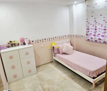 THREE-BEDROOM APARTMENT – ALICANTE - Photo 4