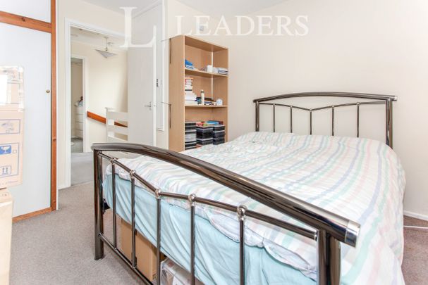 2 bedroom semi-detached to rent Amwell Road, Cambridge, CB4 - Photo 1